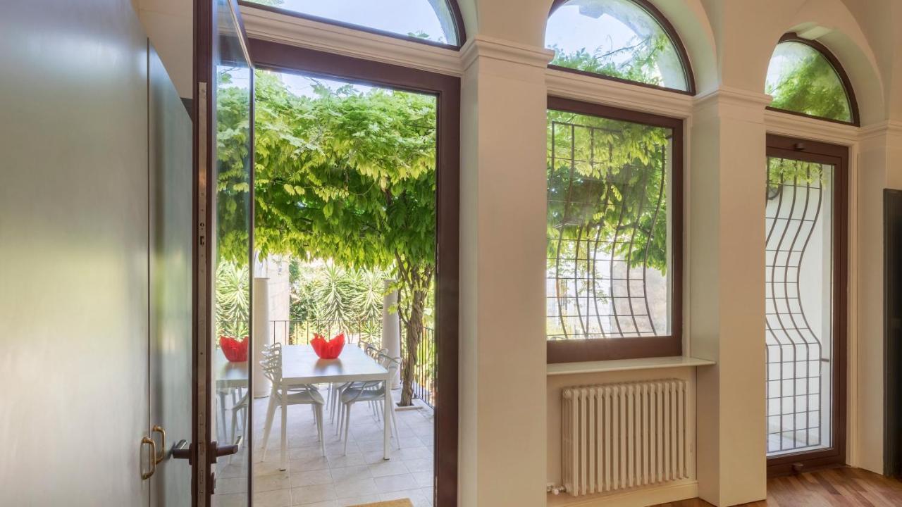 Palazzo Acquaviva - Il Giardino Sospeso Apartman Lecce Kültér fotó